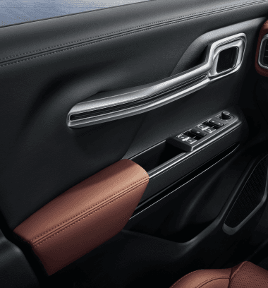 مسند ذراع جلدي